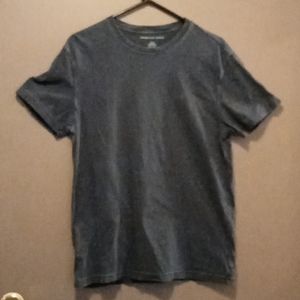 American Eagle Casual Tee Shirt Size Medium